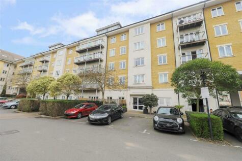 2 bedroom block of apartments for sale in Park Lodge Avenue, West Drayton, UB7