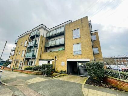 1 bedroom apartment for sale in Woodman House, Lyndon Avenue, Sidcup, Kent, DA15