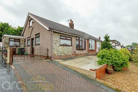 3 bedroom semi-detached bungalow for sale in Manley Crescent, Westhoughton, Bolton, BL5