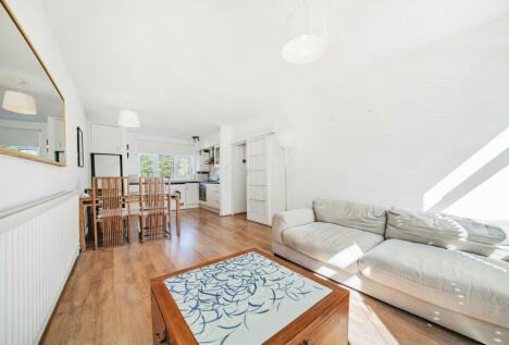 1 bedroom apartment for sale in Astonville Street, London, SW18