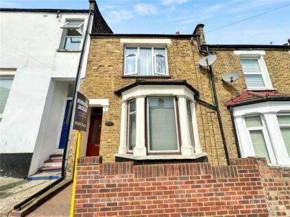 2 bedroom terraced house for sale in Admaston Road, Plumstead Common, London, SE18