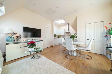 1 bedroom apartment for sale in Leeway Close, Hatch End, Pinner, HA5