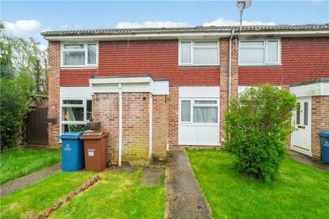 2 bedroom terraced house for sale in Beeton Close, Pinner, Middlesex, HA5