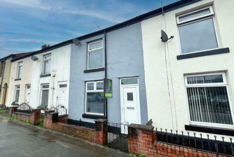 2 bedroom terraced house for sale in Tottington Road, Bury, BL8 1SH, BL8