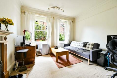 1 bedroom flat for sale in Kensington Hall Gardens, West Kensington, London, W14