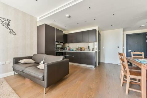 1 bedroom flat for sale in Valetta House, Queenstown Road, Battersea Park, London, SW11