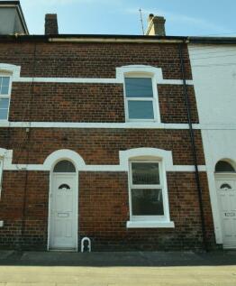 4 bedroom terraced house for sale in Belle Vue Street, Scarborough, YO12 7EL, YO12