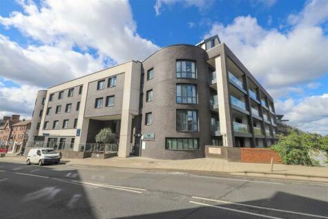 1 bedroom apartment for sale in Waterways House, West Drayton, UB7