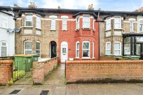 3 bedroom house for sale in Harold Road, London, E13