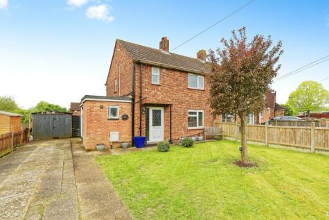 3 bedroom semi-detached house for sale in Woodland Avenue, Canterbury, CT3