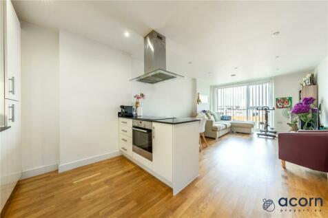 2 bedroom apartment for sale in Zenith Close, Colindale, London, NW9