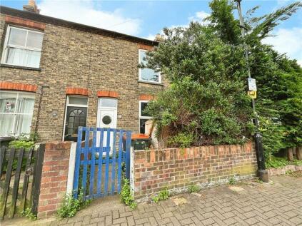 2 bedroom terraced house for sale in Ampthill Street, Bedford, Bedfordshire, MK42