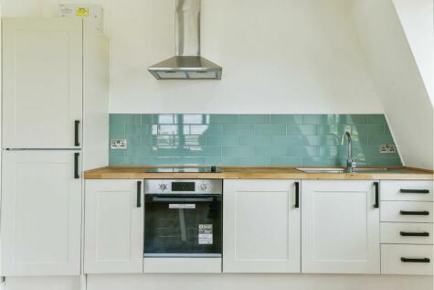 1 bedroom apartment for sale in 130 Gipsy Hill, London, SE19
