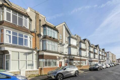 1 bedroom flat for sale in Grenfell Road, Tooting, CR4