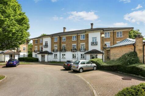 1 bedroom apartment for sale in Kingswood Drive, Sutton, SM2
