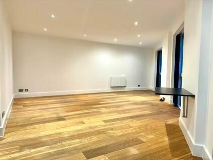 2 bedroom flat for sale in Flat ,  Black Friars Lane, City Of London, London, EC4V