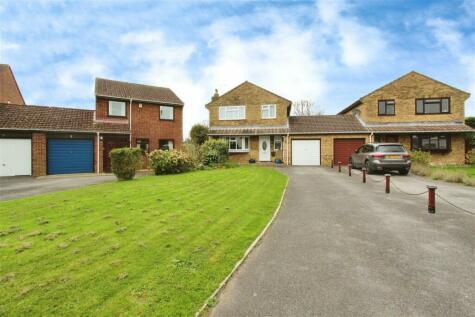 4 bedroom detached house for sale in Williams Close, Holbury, SO45 2GT, SO45