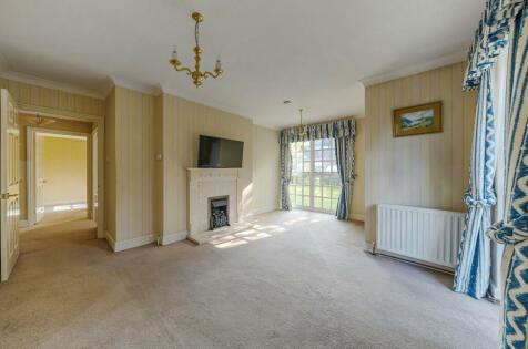 2 bedroom flat for sale in Walton House, 173 Richmond Road, Kingston upon Thames, Surrey, KT2
