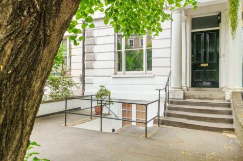 2 bedroom apartment for sale in Cambridge Gardens, Notting Hill, London, W10