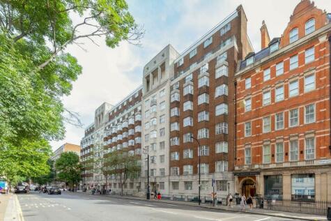 Studio flat for sale in Woburn Place, Bloomsbury, WC1H