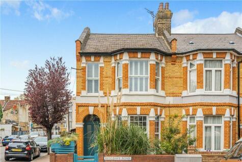 3 bedroom end of terrace house for sale in Belgrave Road, Leyton, London, E10