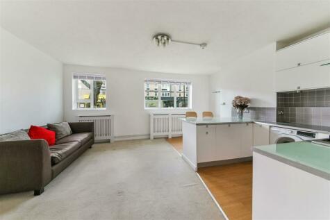 1 bedroom flat for sale in Albany Street, Regents Park, NW1