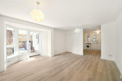 1 bedroom apartment for sale in Warltersville Road, London, N19