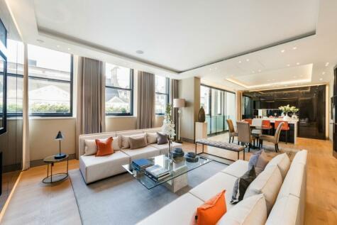 3 bedroom apartment for sale in Pall Mall, London, SW1Y