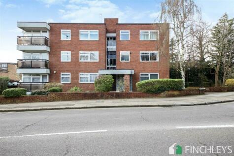 2 bedroom apartment for sale in Fern Court, Hendon Lane, Finchley, N3