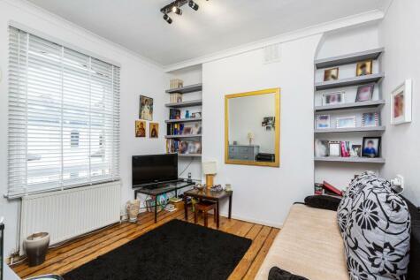 1 bedroom flat for sale in Shorrolds Road, Fulham, London, SW6
