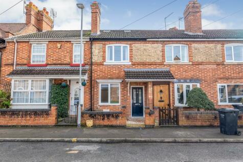 3 bedroom terraced house for sale in Kings Road, Evesham, WR11
