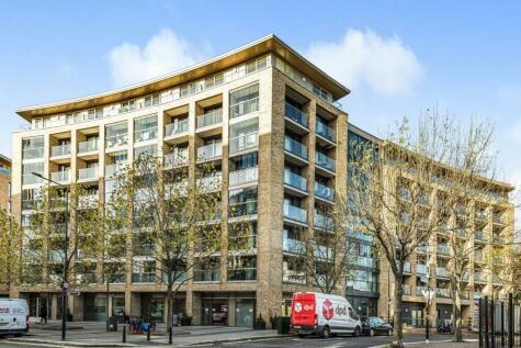 1 bedroom flat for sale in Surrey Quays Road, London, SE16