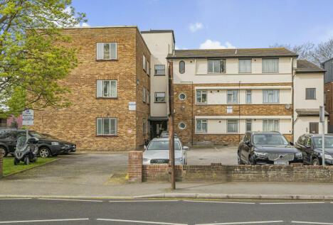 1 bedroom apartment for sale in Commonside West, Mitcham, CR4