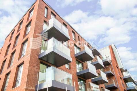 2 bedroom flat for sale in Streatham Hill, London, SW2