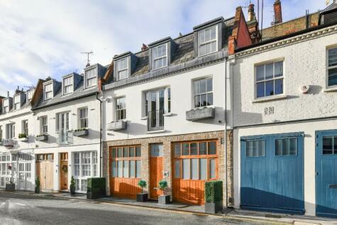 3 bedroom mews property for sale in Pavilion Road, London, SW1X