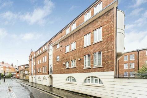 2 bedroom flat for sale in Daventry Street, Marylebone, NW1