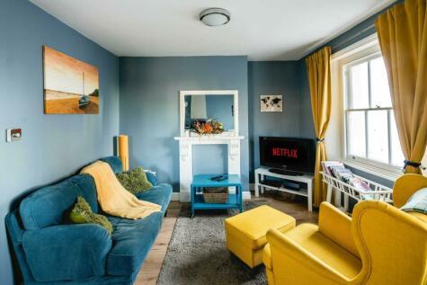 1 bedroom flat for sale in Agar Grove, Camden, London, NW1