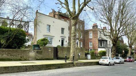 3 bedroom house for sale in North Hill, Highgate, N6