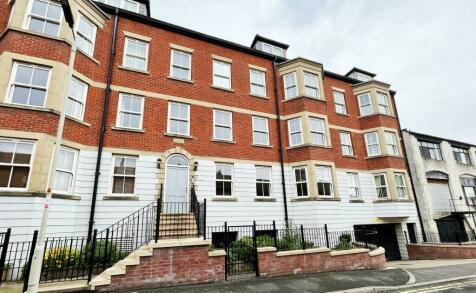 2 bedroom house for sale in Marlborough Street, Scarborough, YO12