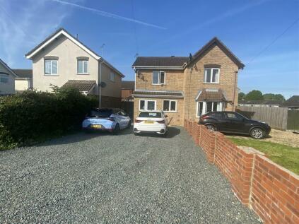 2 bedroom semi-detached house for sale in Angell Lane, Holbeach, PE12