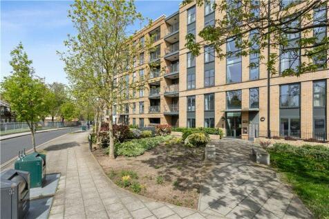 1 bedroom apartment for sale in Cowley Road, London, SW9