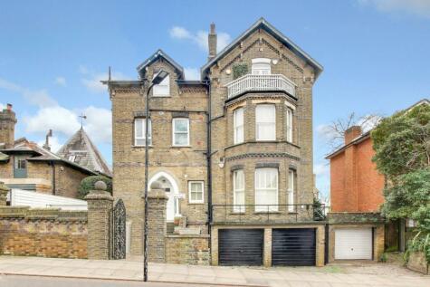 3 bedroom apartment for sale in Prince Arthur Road, London, NW3