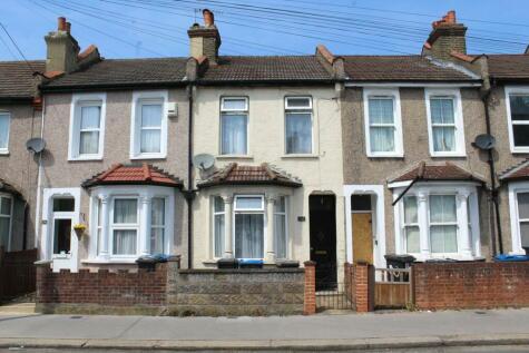 2 bedroom terraced house for sale in Lakehall Road, Thornton Heath, CR7
