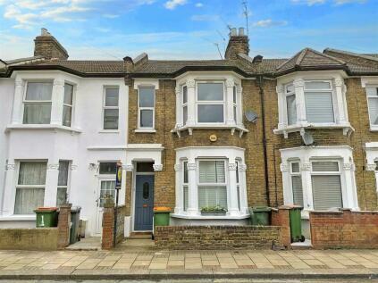 1 bedroom flat for sale in Chesterton Terrace, Plaistow, E13