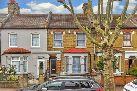3 bedroom terraced house for sale in Creighton Avenue, London, E6