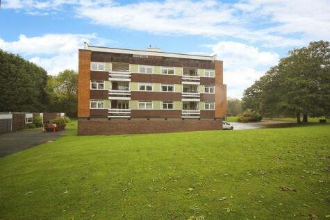 4 bedroom apartment for sale in Riverside Drive, Solihull, B91