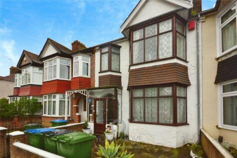 3 bedroom terraced house for sale in Blithdale Road, London, SE2