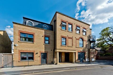 1 bedroom apartment for sale in Henfield Road, Wimbledon, London, SW19