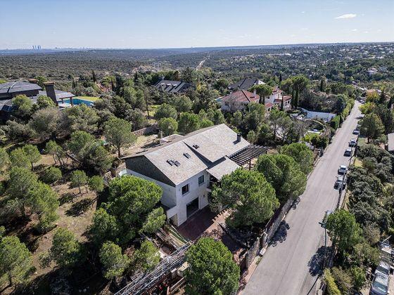 Chalet en alquiler en Los Peñascales de 5 habitaciones con terraza y piscina