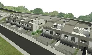 Venta de casa en Morata de Tajuña de 4 habitaciones con terraza y piscina